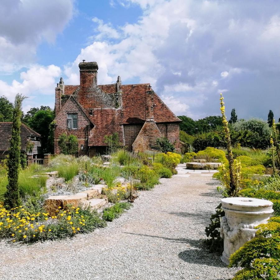 Meadow Cottage Bed & Breakfast Hawkhurst Eksteriør bilde