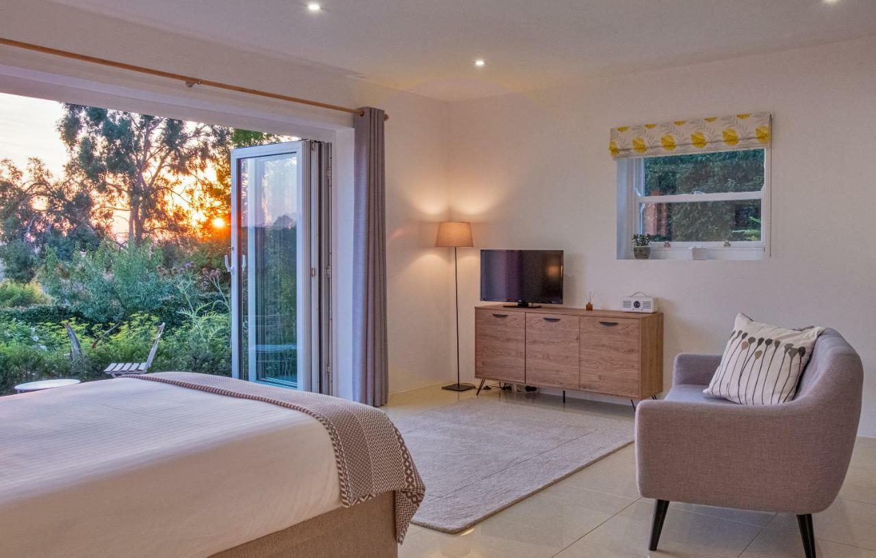Meadow Cottage Bed & Breakfast Hawkhurst Eksteriør bilde